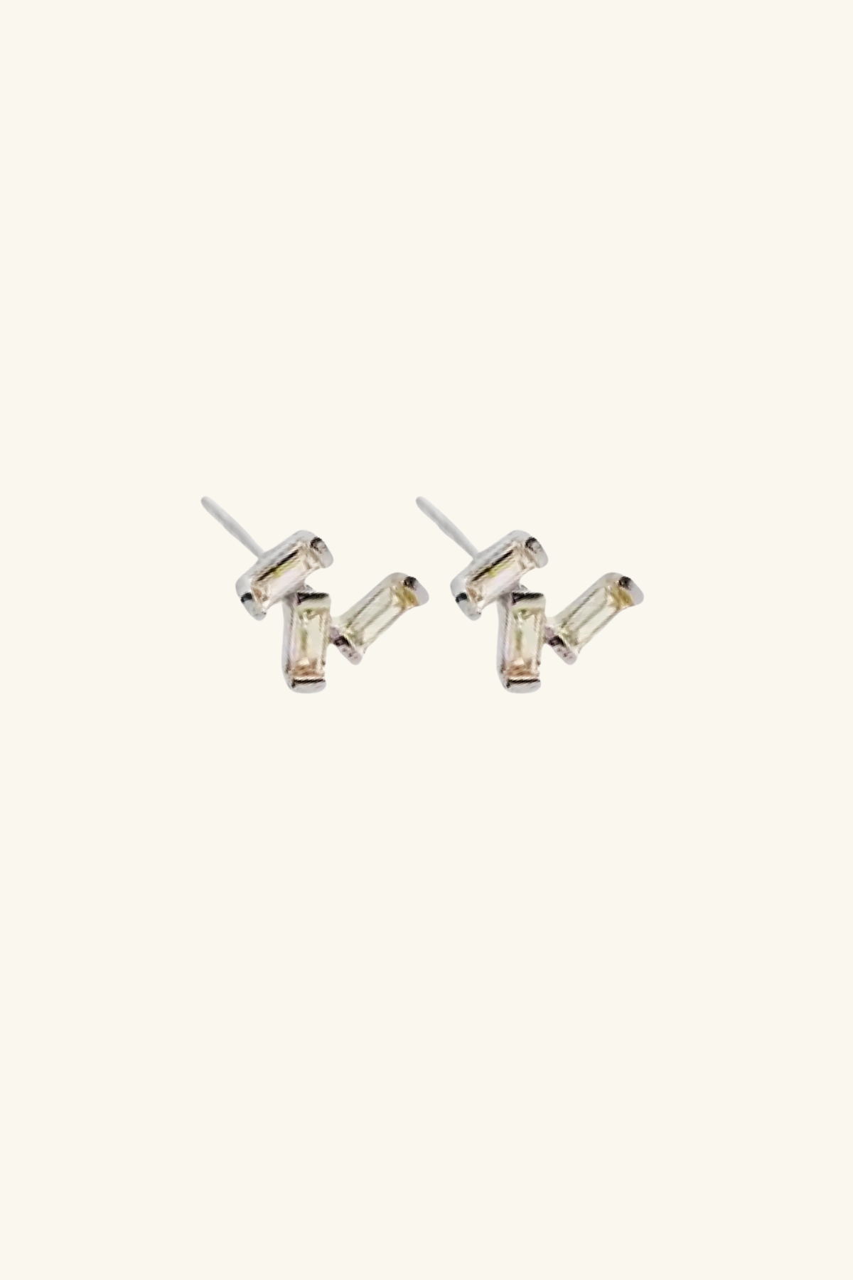 Dahlia S925 Sterling Silver Plated Stud Earring
