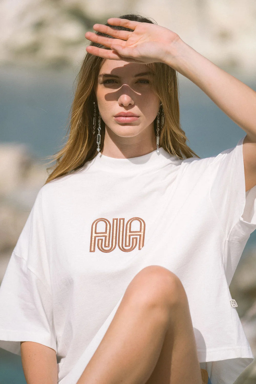 AJJA Oversized Tee Snow