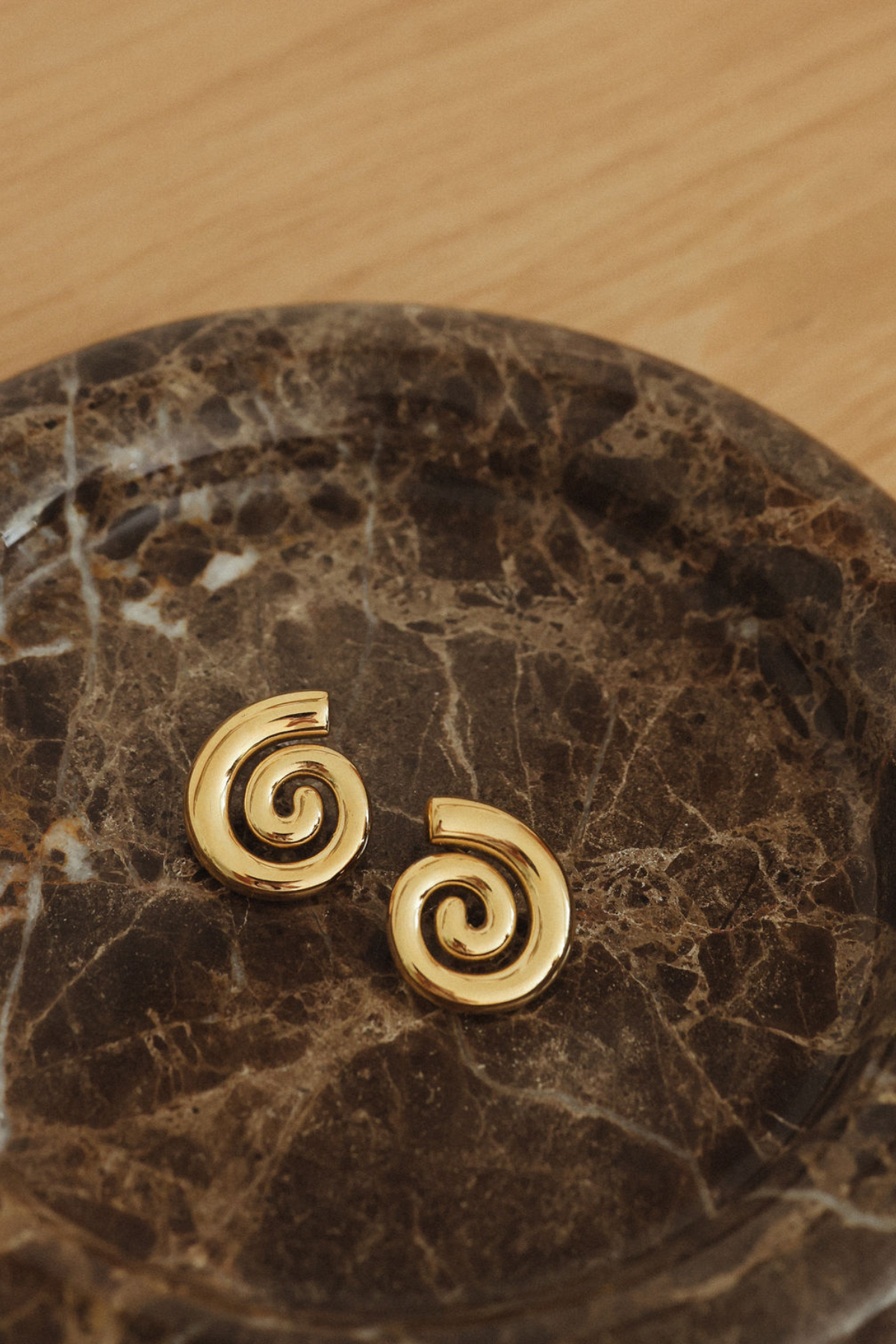 Marble Display Plate, Large - Chocolate