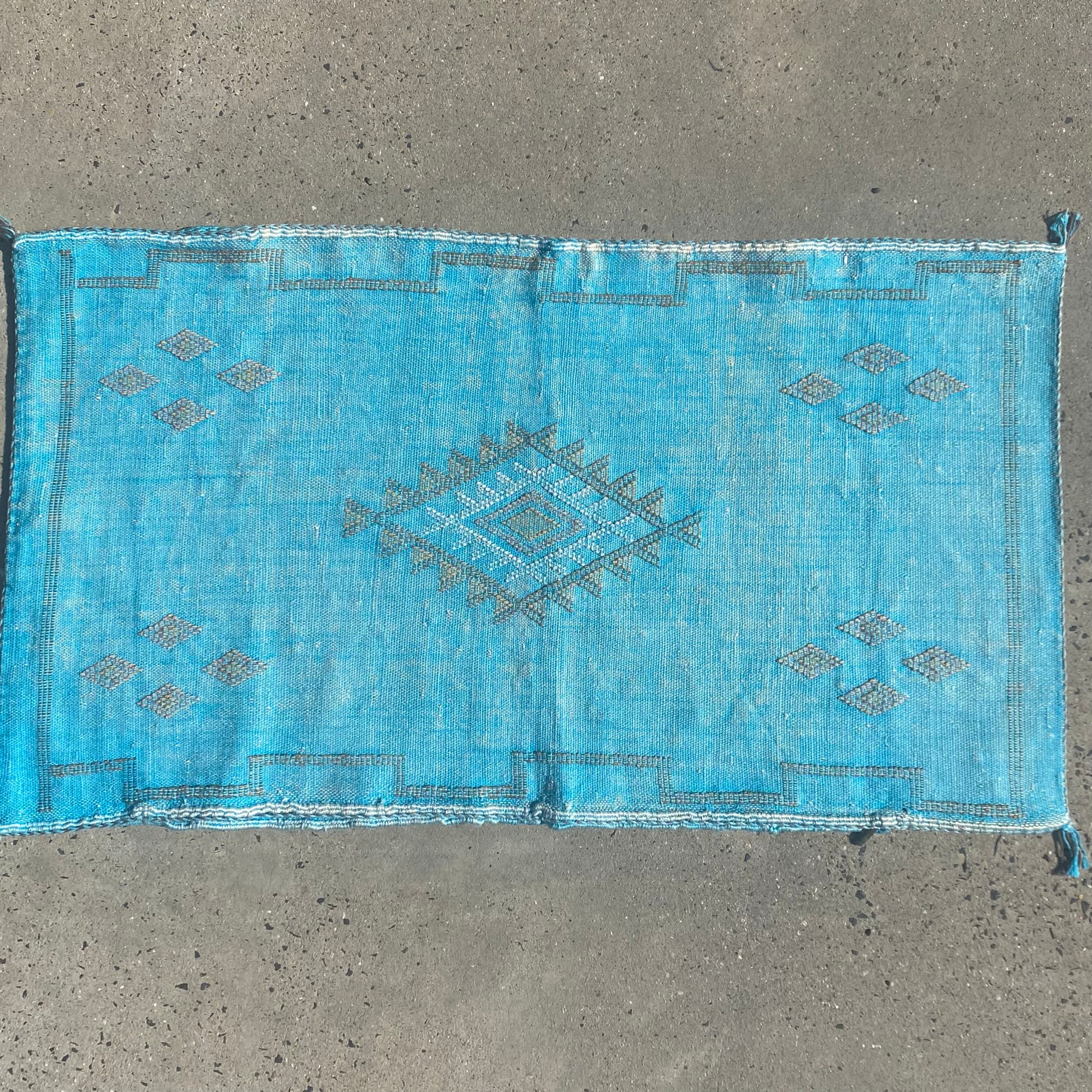 B Grade Cactus Silk Cushion approx 95 x50 - Turquoise