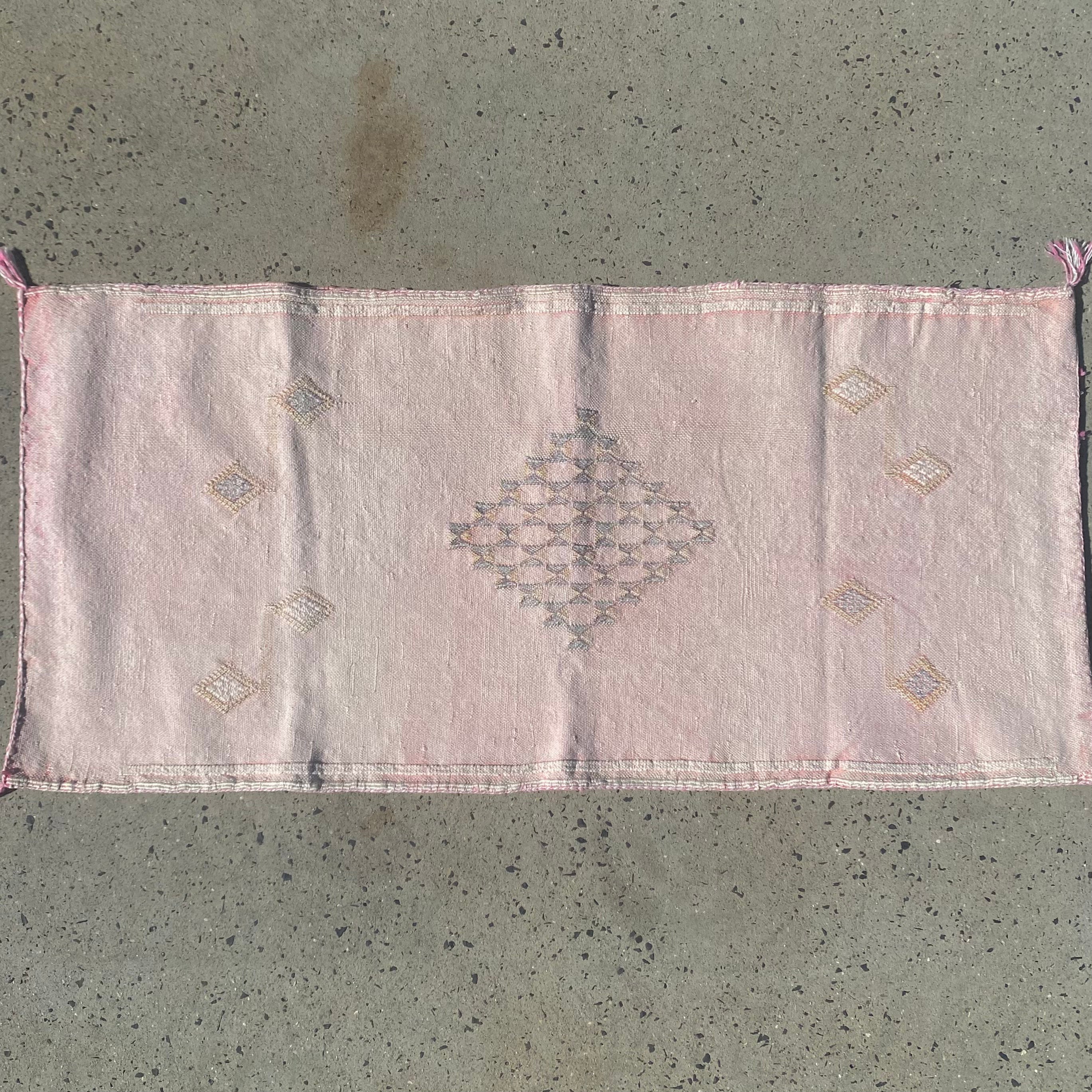 B Grade Cactus Silk Cushion approx 95 x50 - Pale Pink