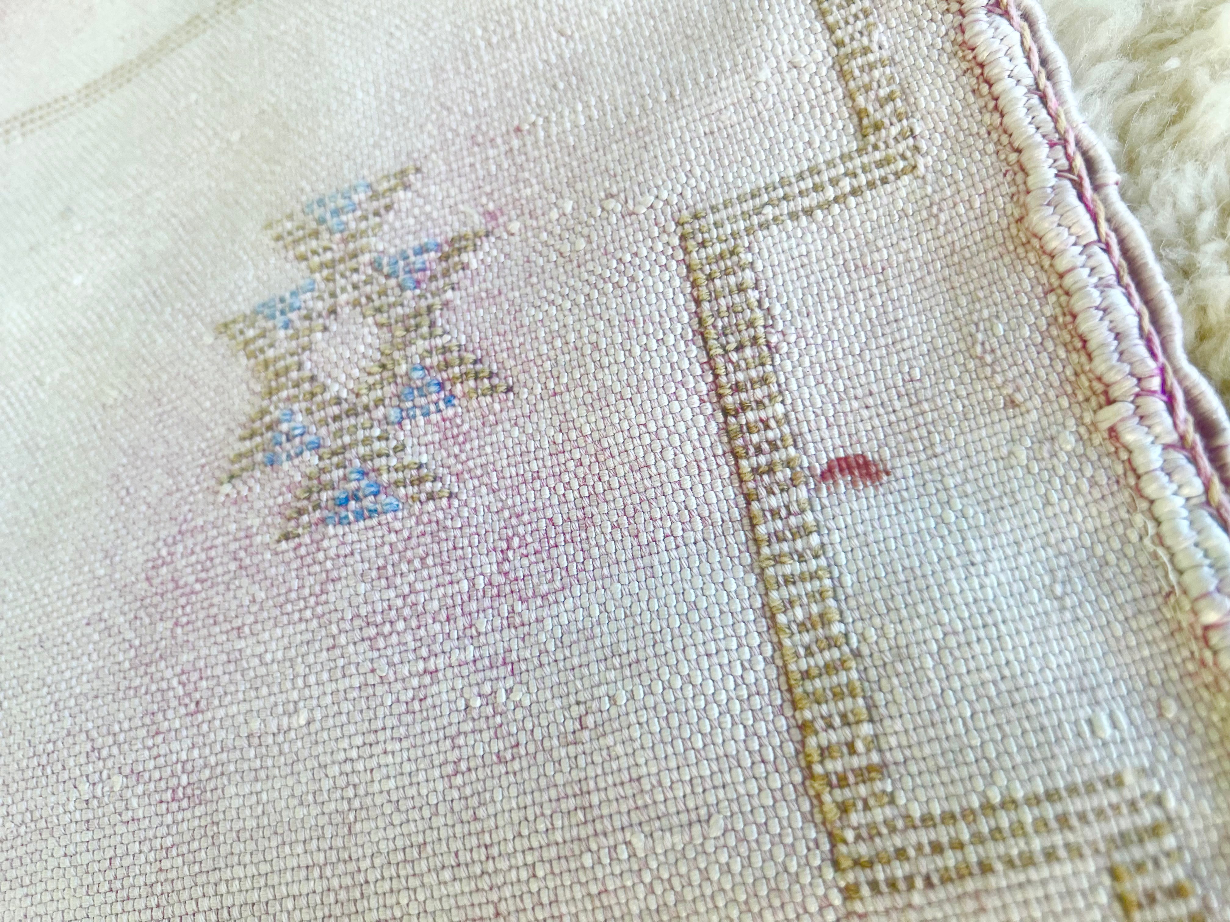 Cactus Silk Cushion approx 95 x50 - Pale Pink