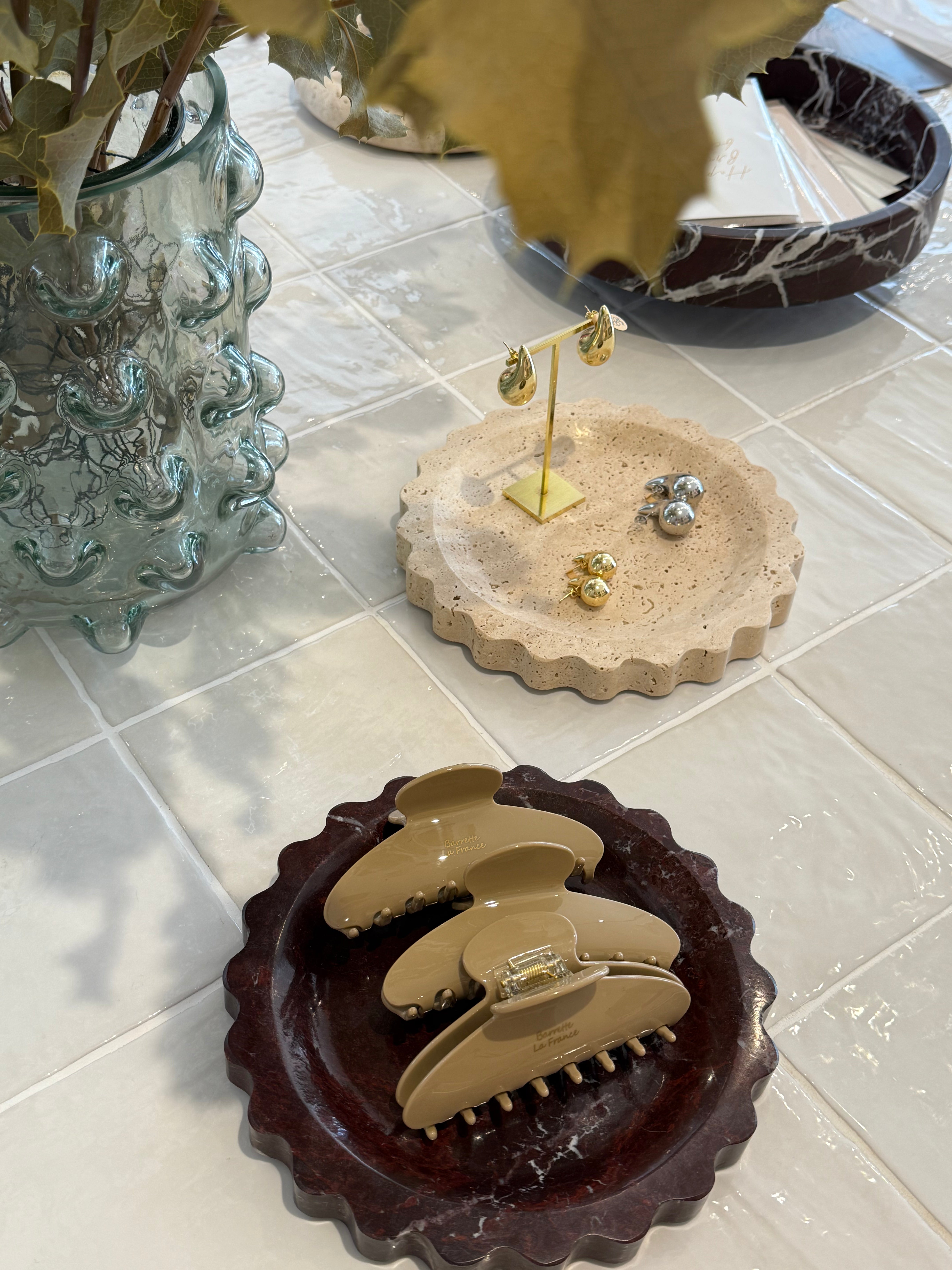 Scallop Travertine Display Plate Large - Beige Travertine