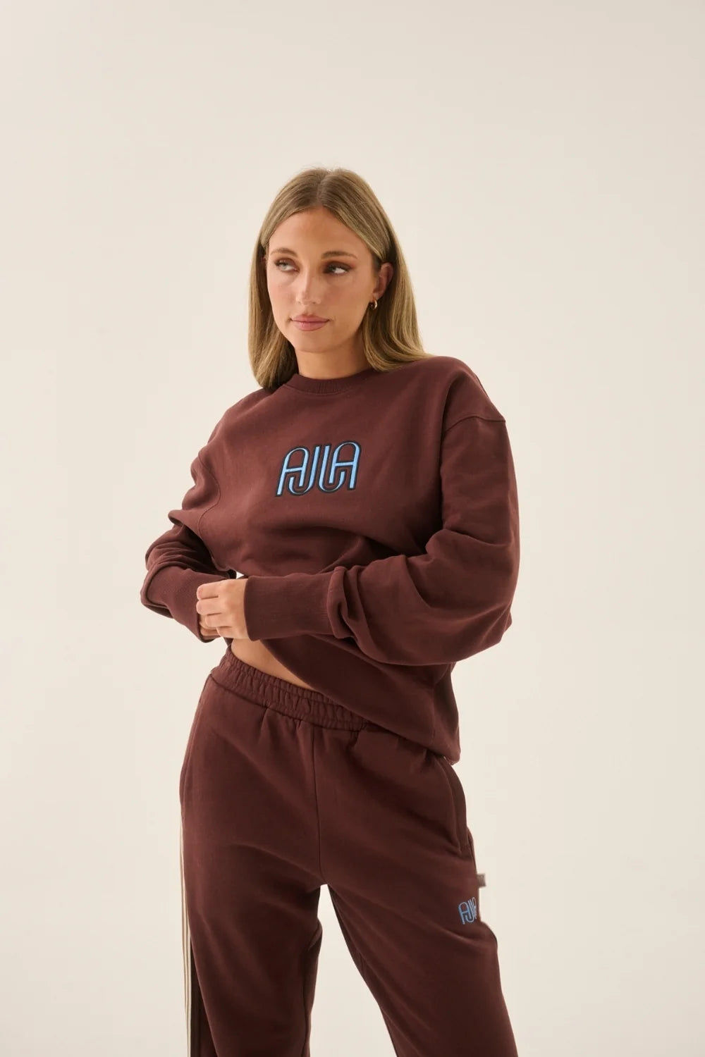 AJJA Sweatshirt Espresso