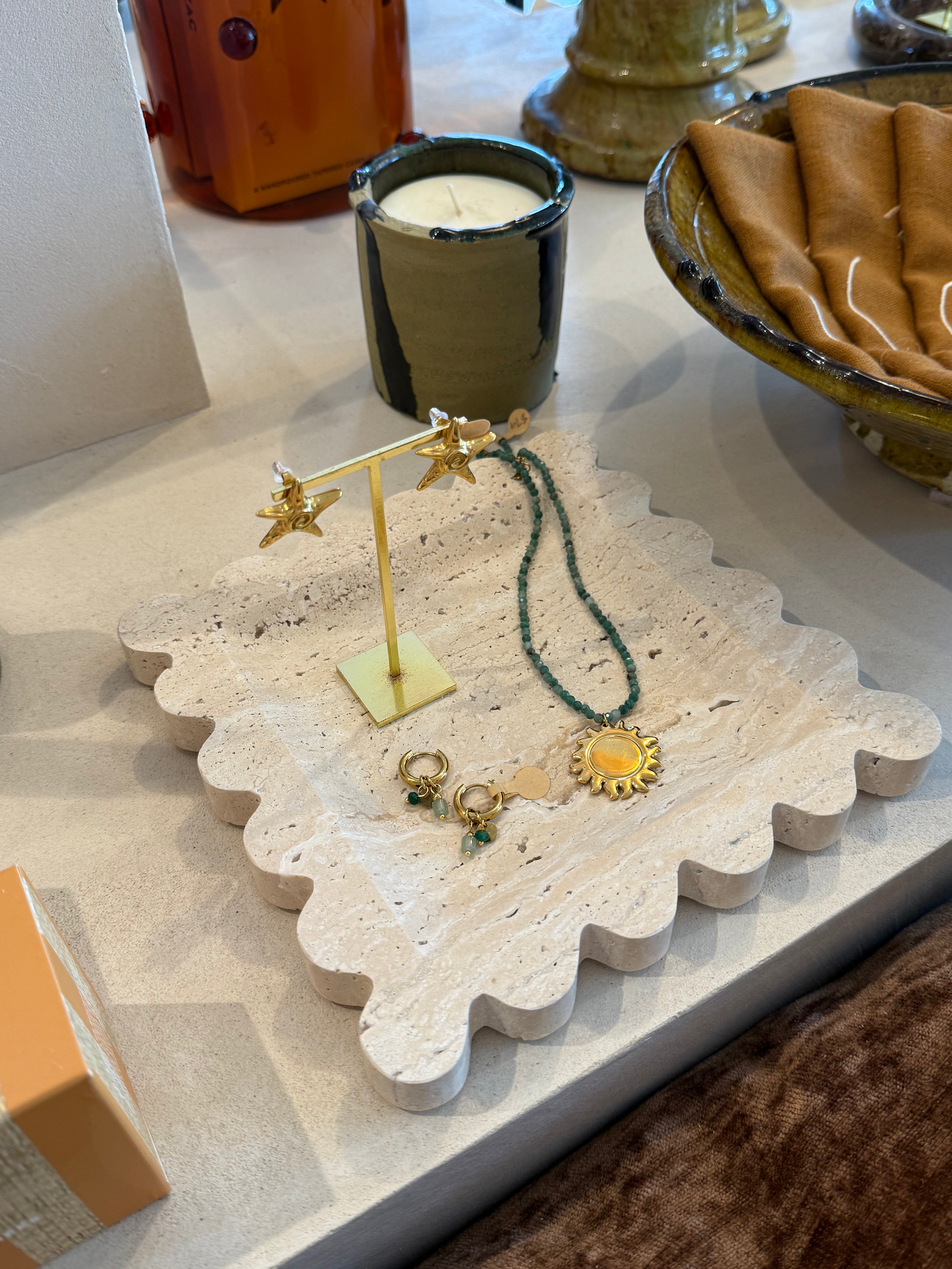 Scallop Travertine Display Plate Large - Beige Travertine