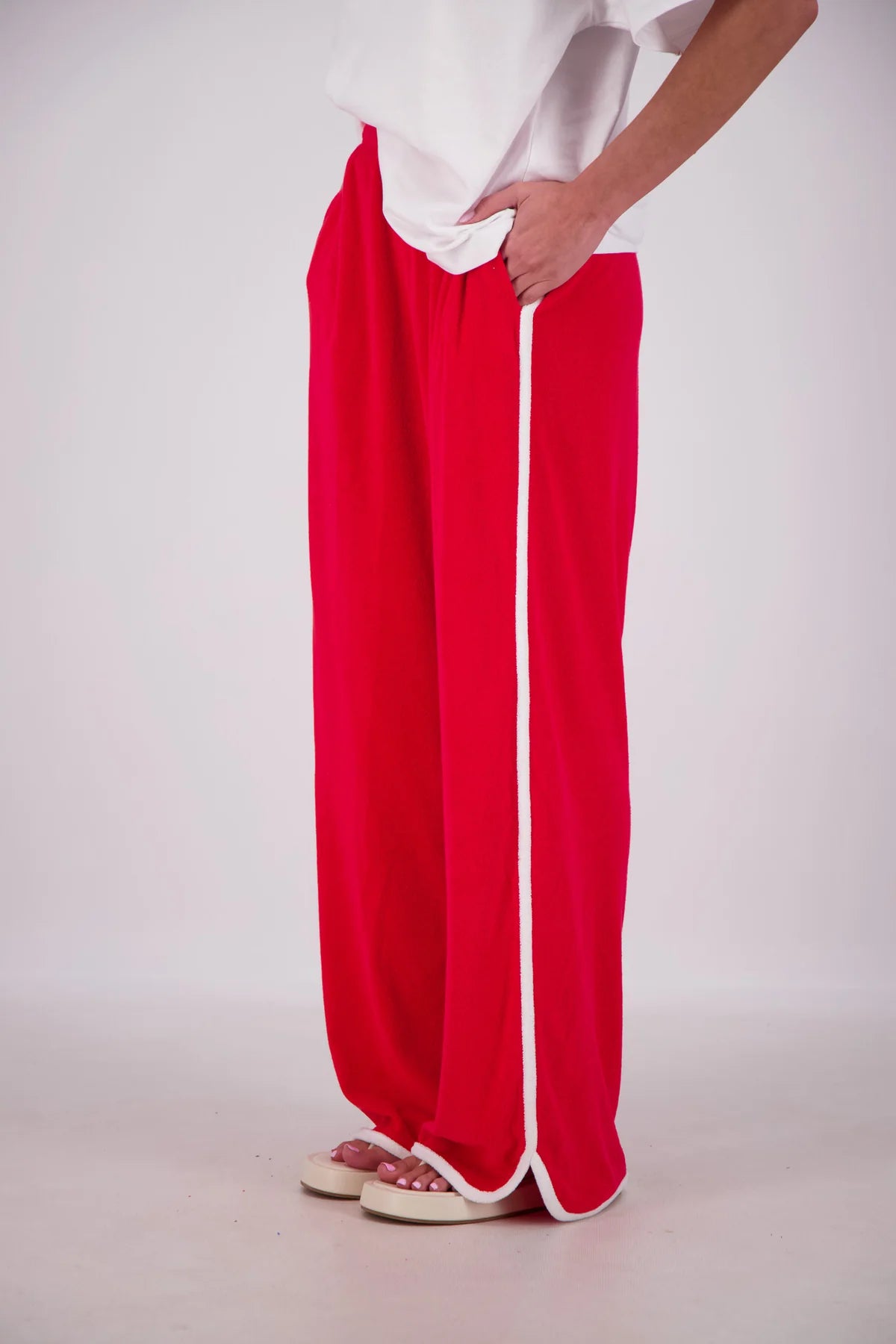 Kuhio Pants Red