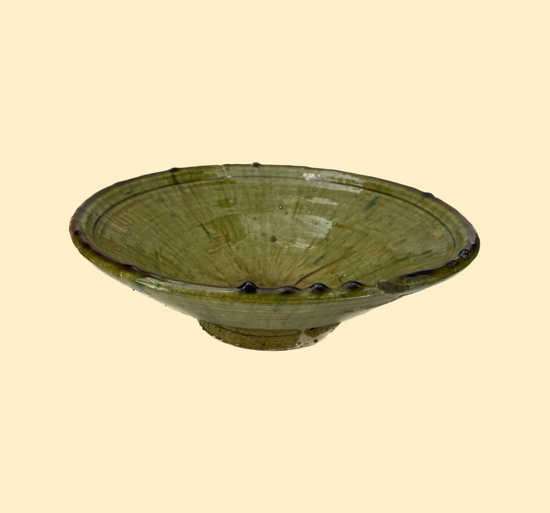 Load image into Gallery viewer, Tamegroute  Bowl - Large  Mustard
